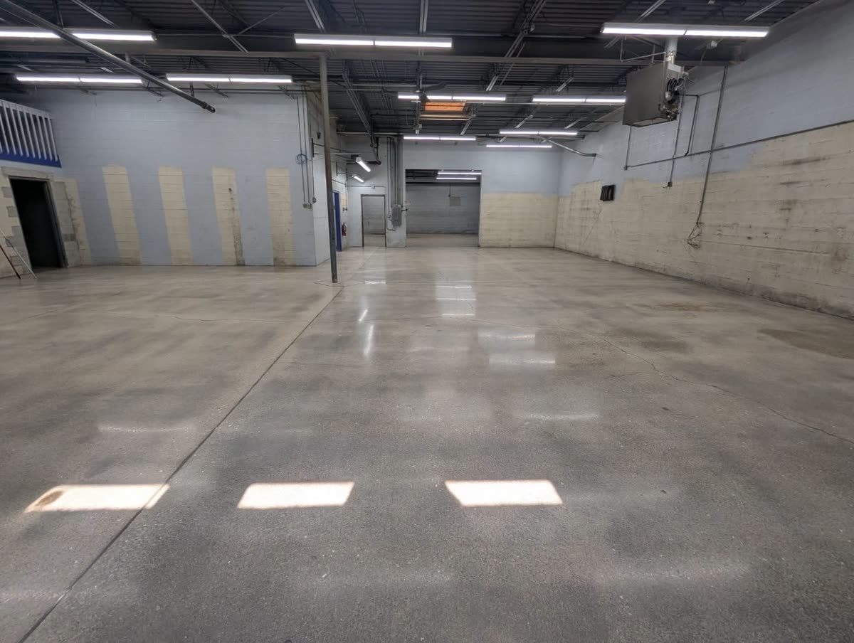 Polished concrete warehouse floor in Elburn, IL